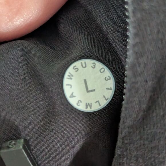 Lululemon Surge Warm 1/2 Zip L - Picture 7 of 7